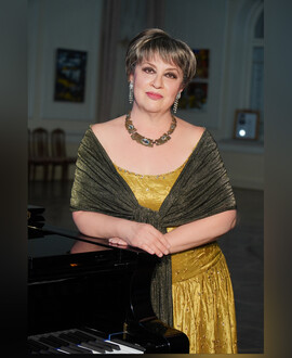 Валентина Моргулис (фортепиано)